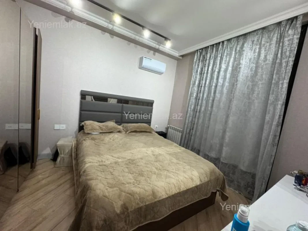 Satılır 2 otaqlı yeni tikili 64 m²