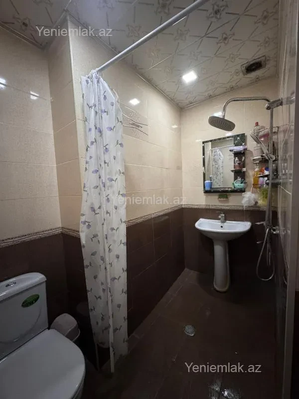Satılır 3 otaqlı yeni tikili 78 m²