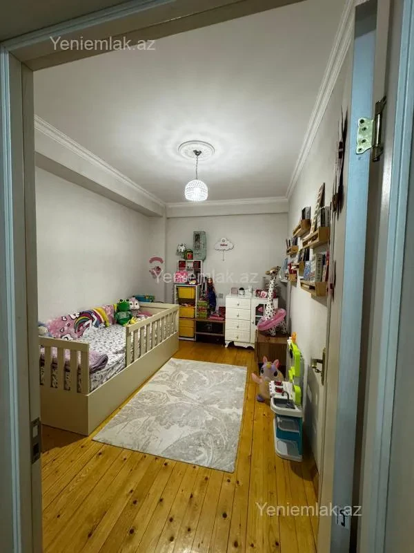 Satılır 3 otaqlı yeni tikili 78 m²