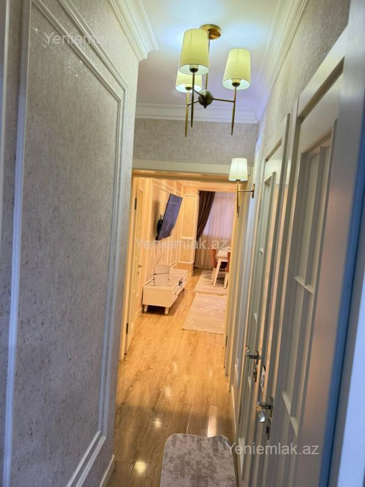 Satılır 2 otaqlı köhnə tikili 70 m²