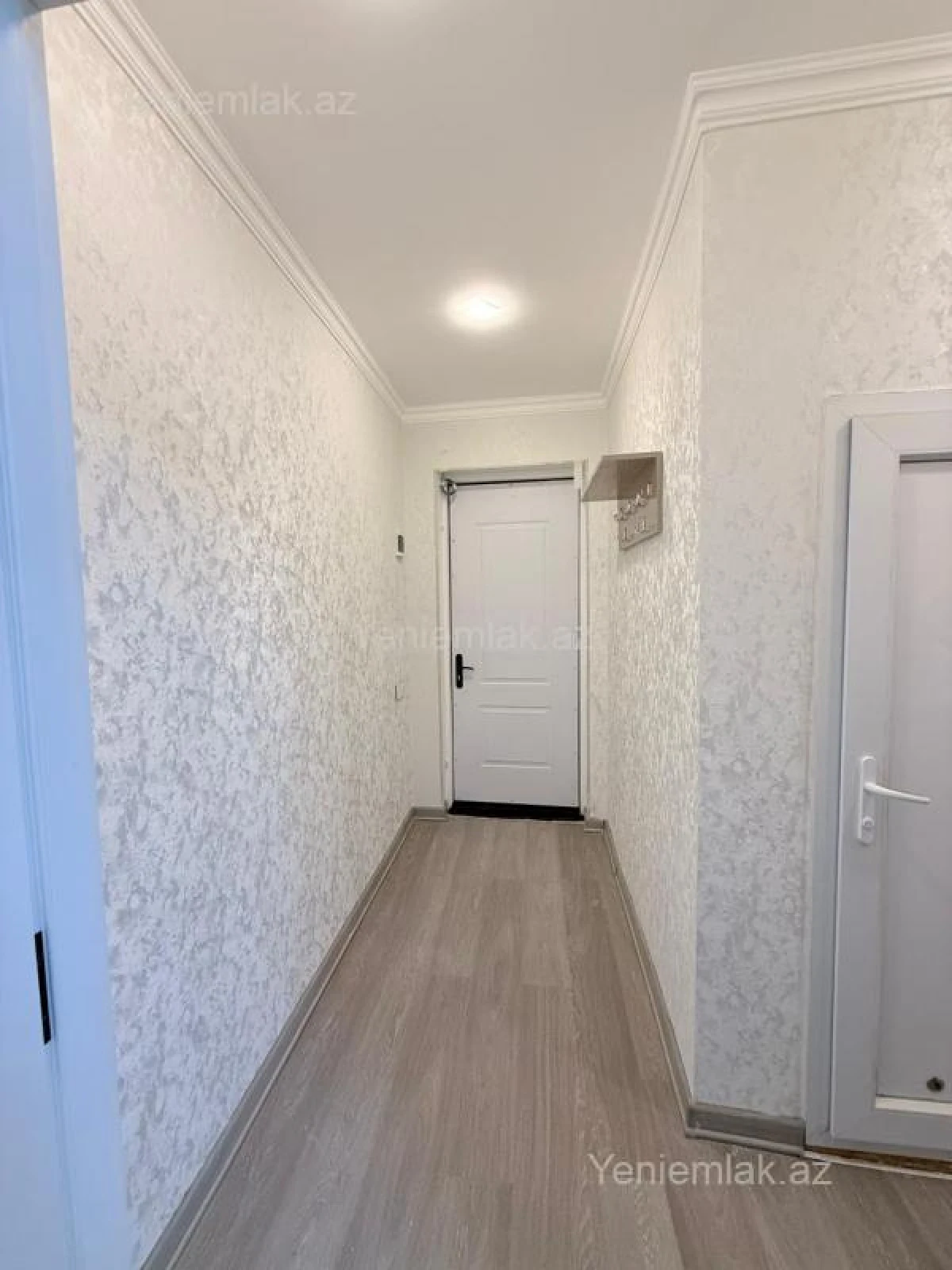 Satılır 2 otaqlı köhnə tikili 33 m²