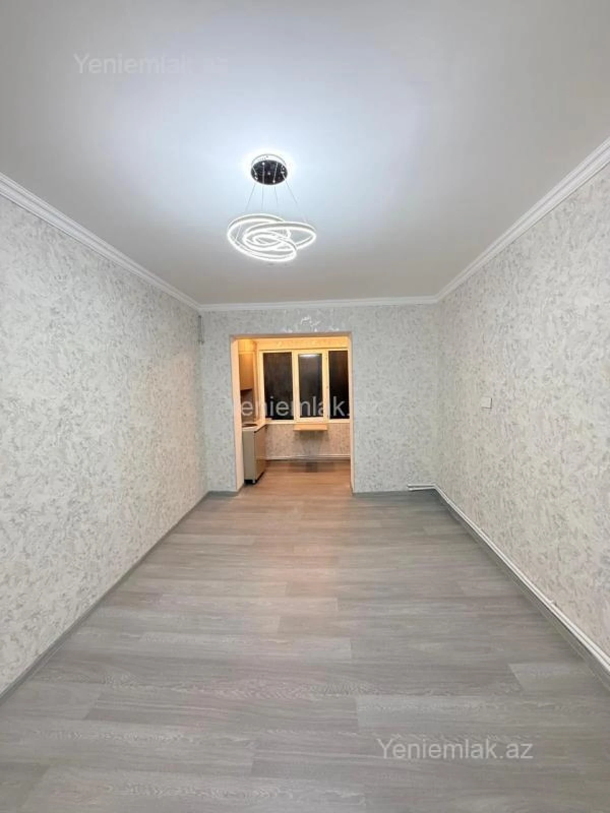 Satılır 2 otaqlı köhnə tikili 33 m²