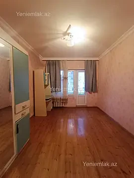 Satılır 3 otaqlı köhnə tikili 85 m²