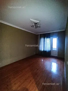 Satılır 3 otaqlı köhnə tikili 85 m²