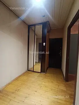 Satılır 3 otaqlı köhnə tikili 85 m²