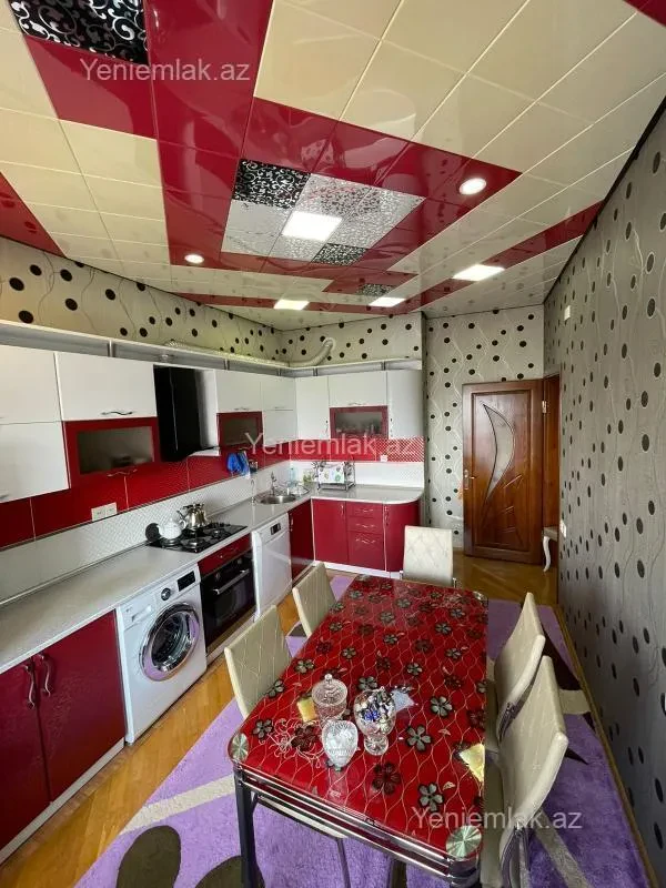 Satılır 2 otaqlı yeni tikili 90 m²