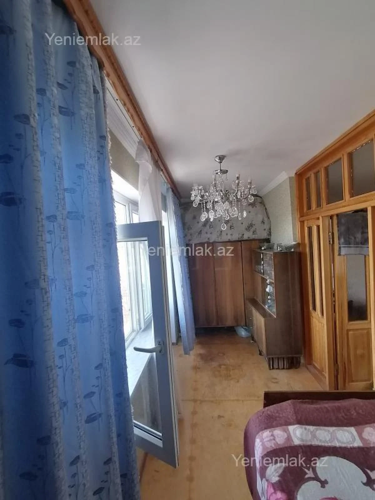 Satılır 2 otaqlı köhnə tikili 55 m²