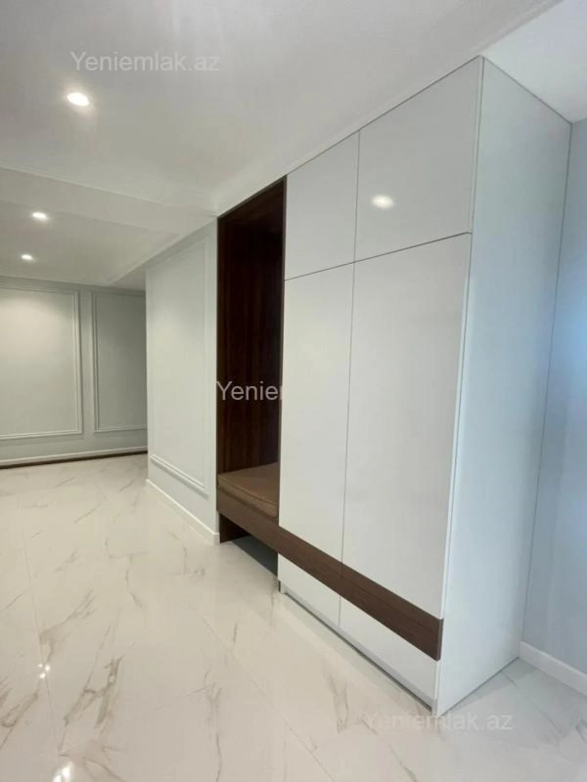 Satılır 3 otaqlı yeni tikili 134 m²