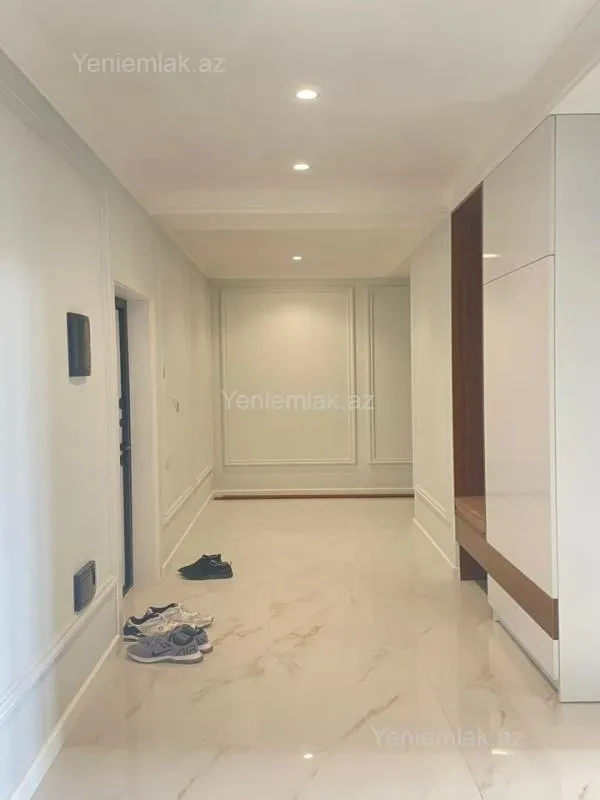 Satılır 3 otaqlı yeni tikili 134 m²