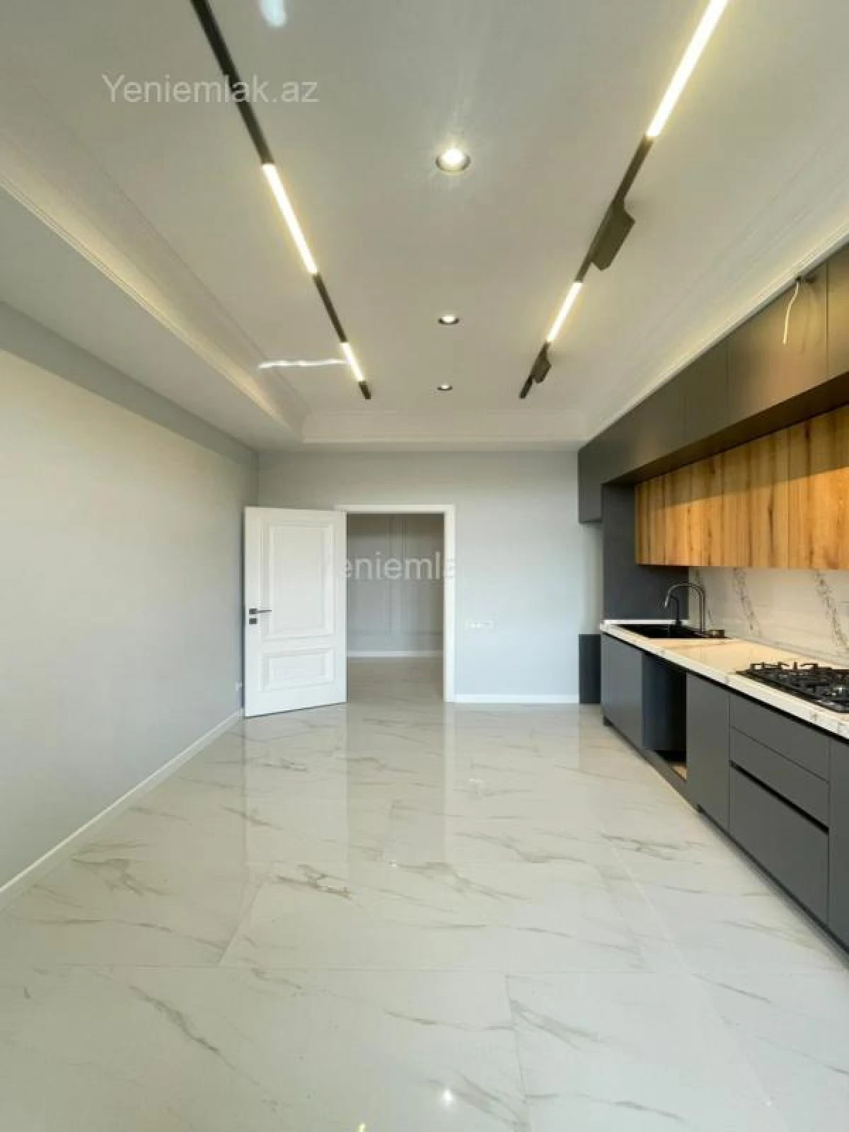 Satılır 3 otaqlı yeni tikili 134 m²