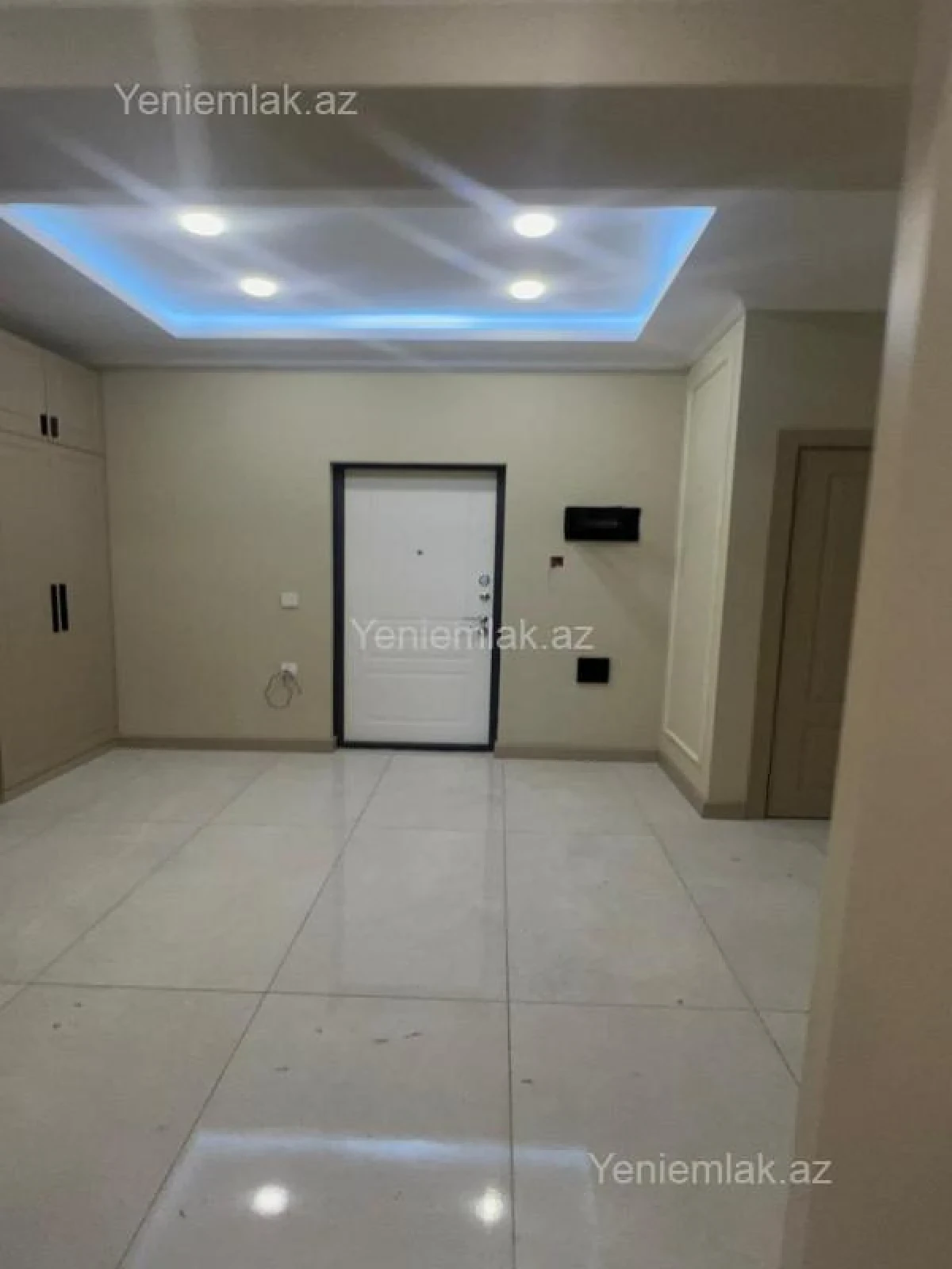 Satılır 2 otaqlı yeni tikili 82.5 m²