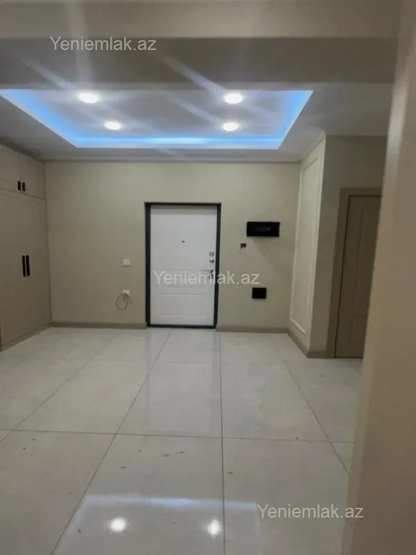 Satılır 2 otaqlı yeni tikili 82.5 m²