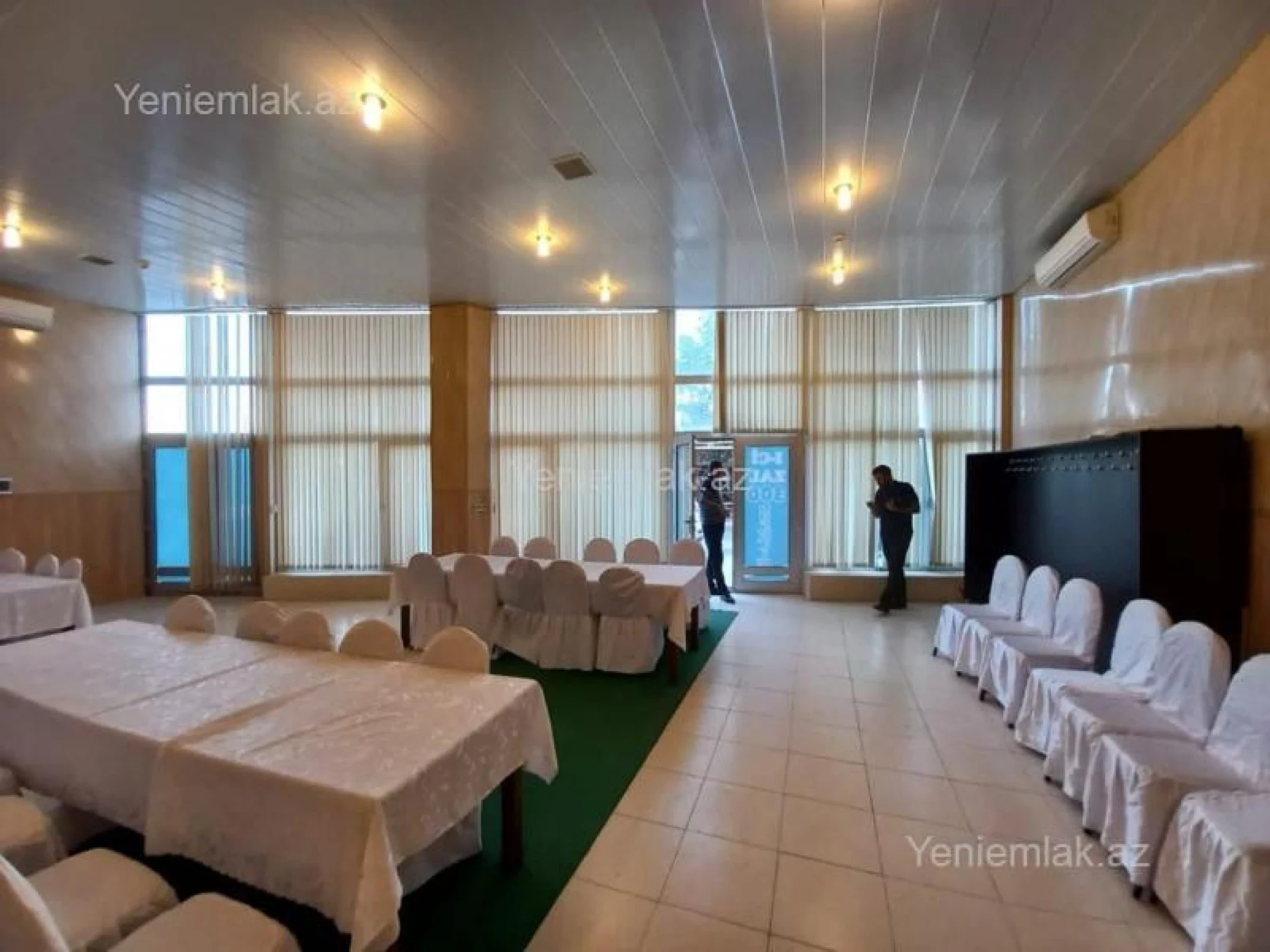 Satılır 3 otaqlı obyekt 300 m²