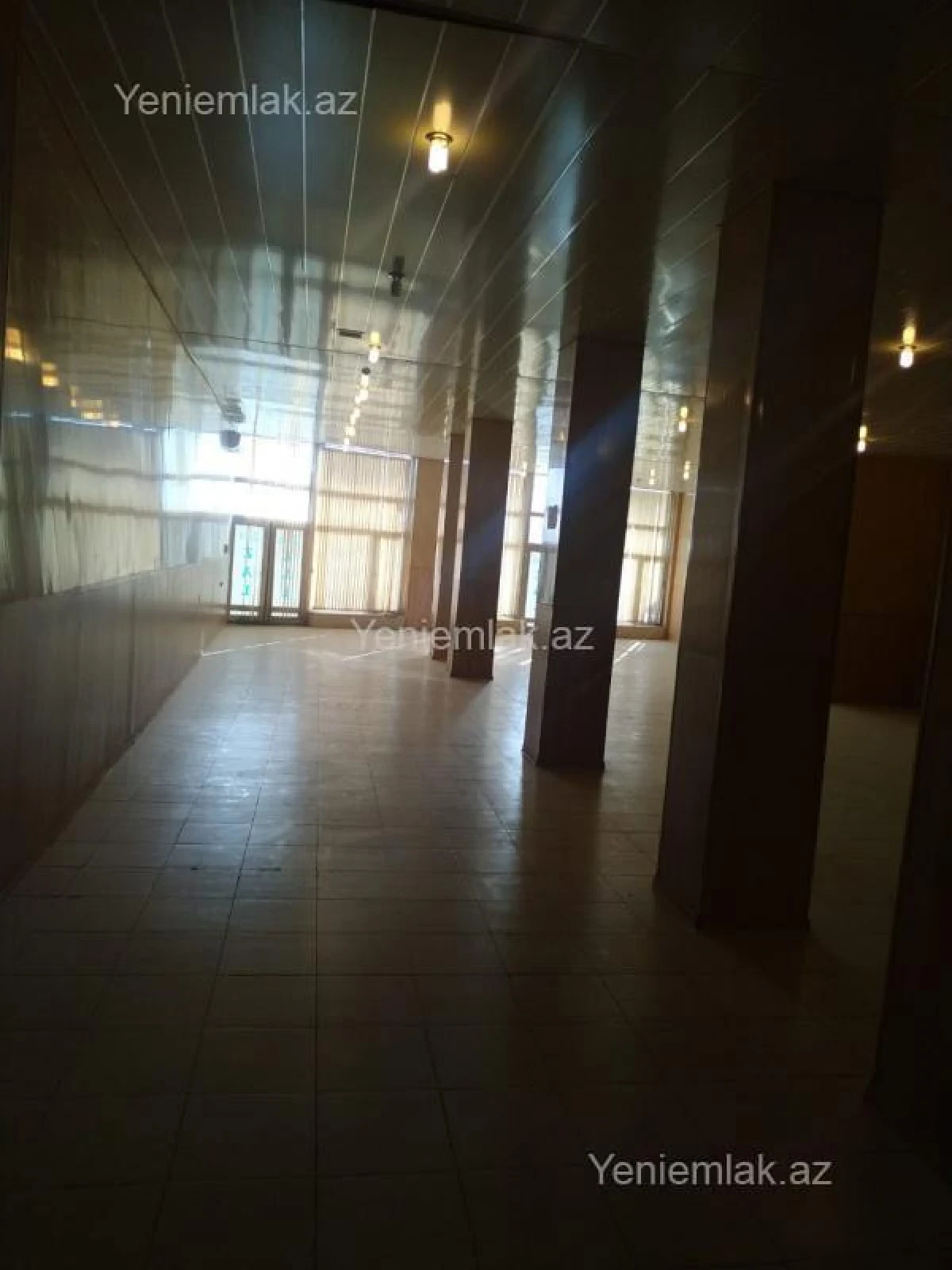 Satılır 3 otaqlı obyekt 300 m²