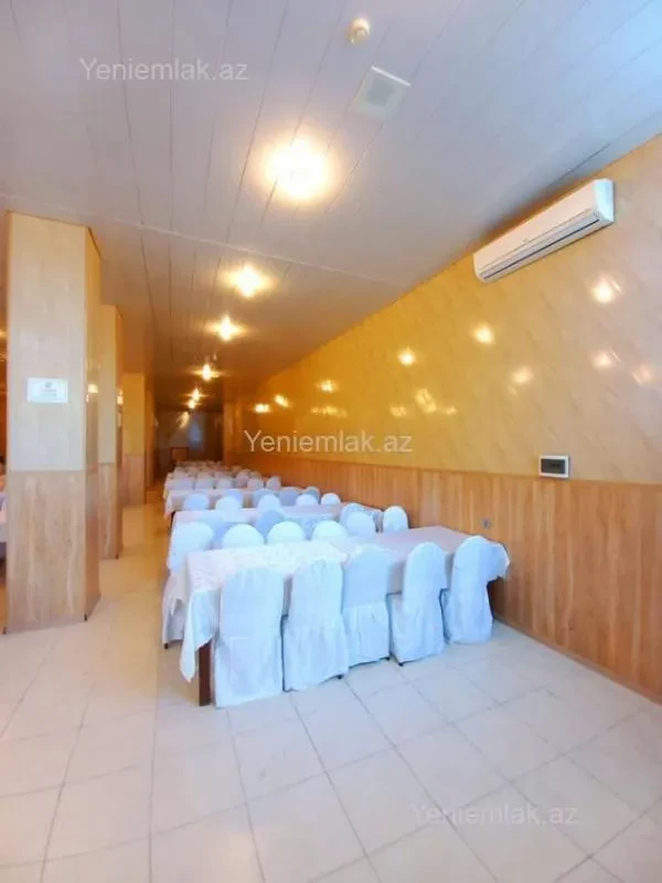Satılır 3 otaqlı obyekt 300 m²