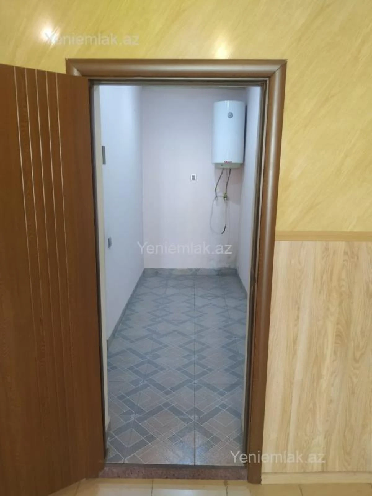 Satılır 3 otaqlı obyekt 300 m²