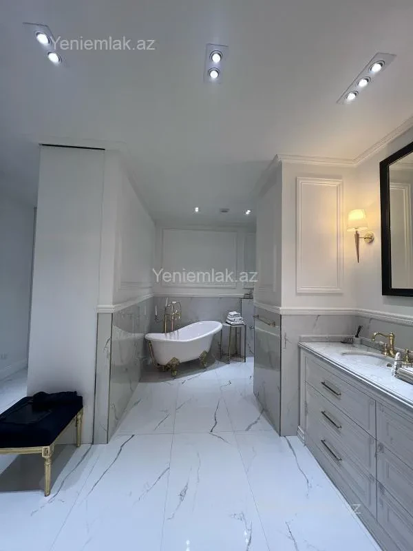 Satılır 4 otaqlı yeni tikili 209 m²