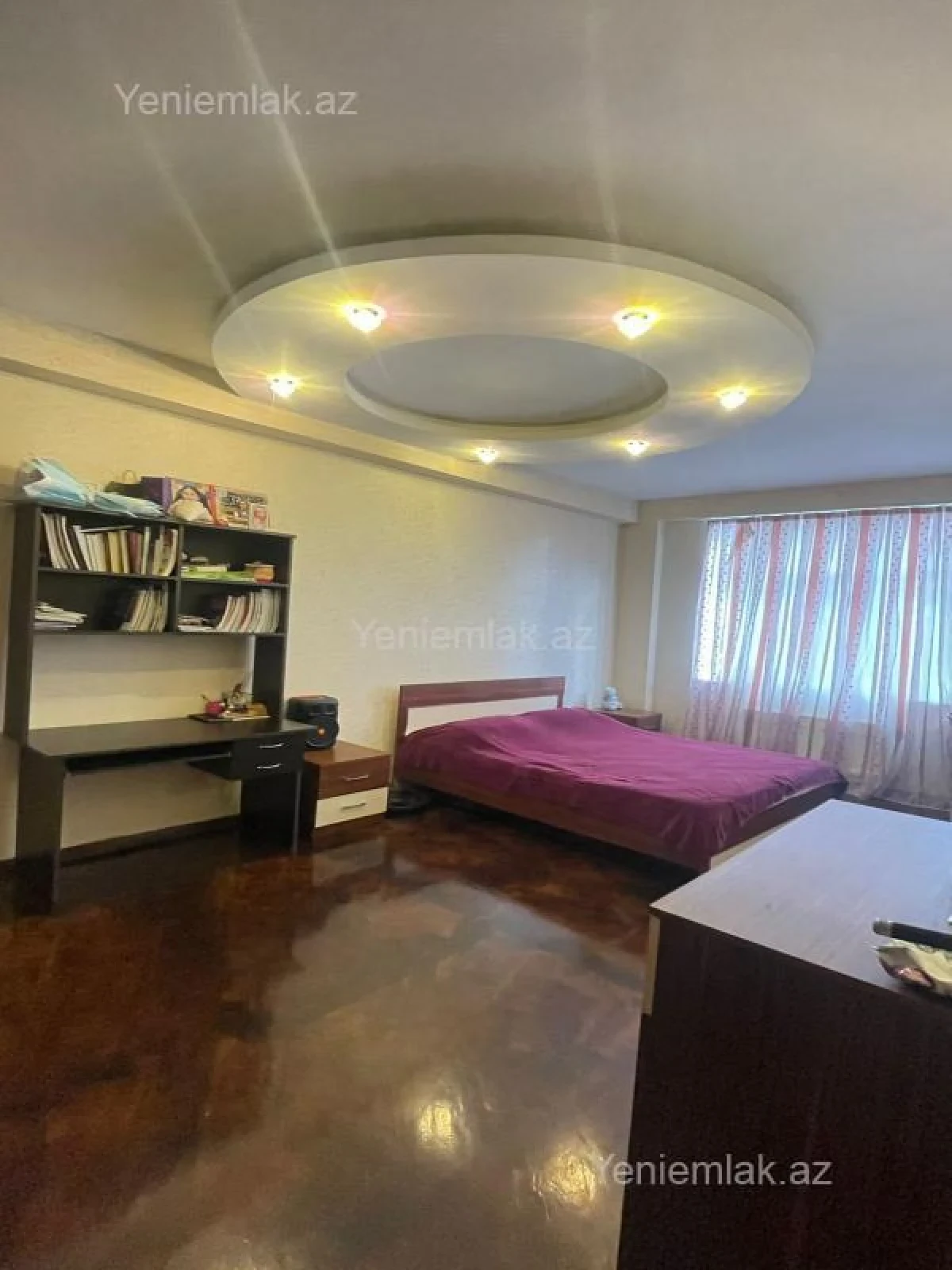 Satılır 3 otaqlı yeni tikili 140 m²
