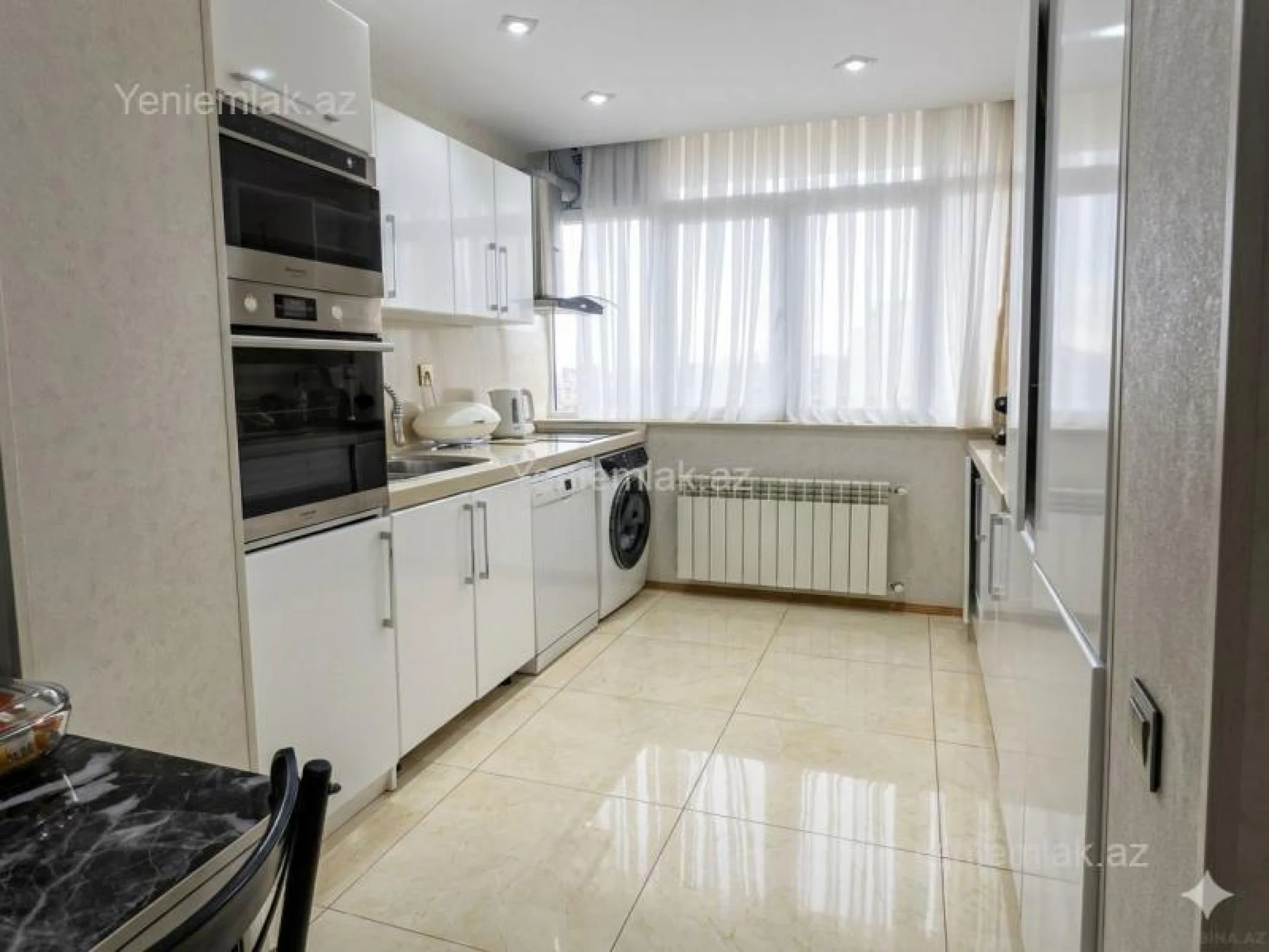 Satılır 2 otaqlı yeni tikili 70 m²