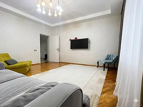 Satılır 2 otaqlı yeni tikili 70 m²
