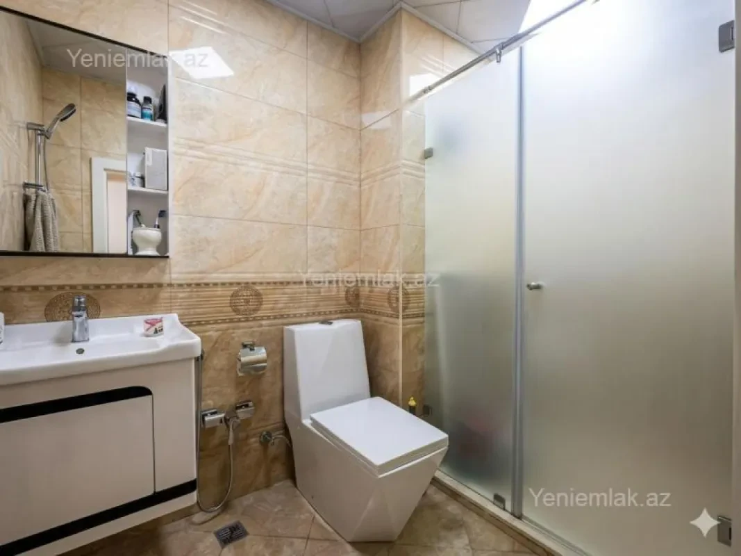 Satılır 2 otaqlı yeni tikili 70 m²