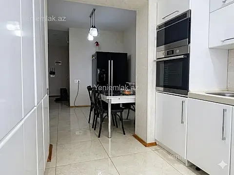 Satılır 2 otaqlı yeni tikili 70 m²