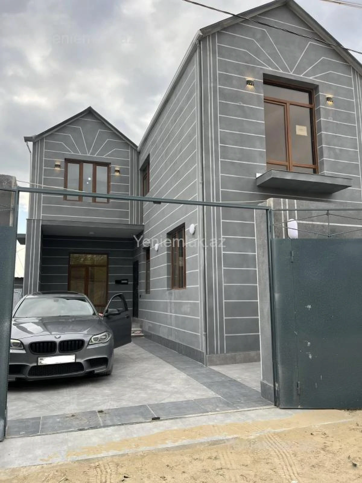 Satılır 4 otaqlı həyət evi 111 m²