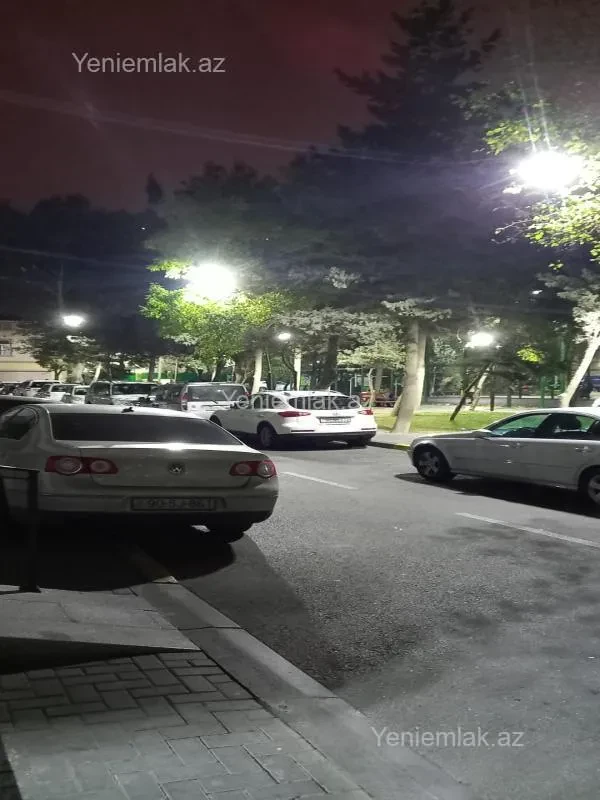 Satılır 1 otaqlı köhnə tikili 50 m²