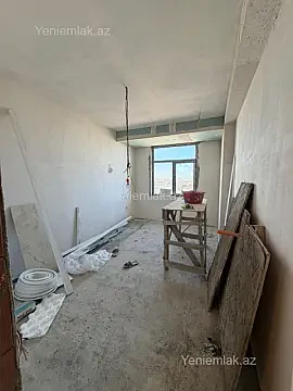 Satılır 3 otaqlı yeni tikili 8 m²