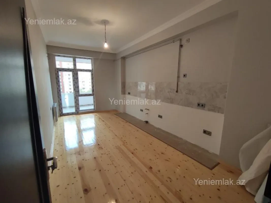 Satılır 3 otaqlı yeni tikili 115 m²