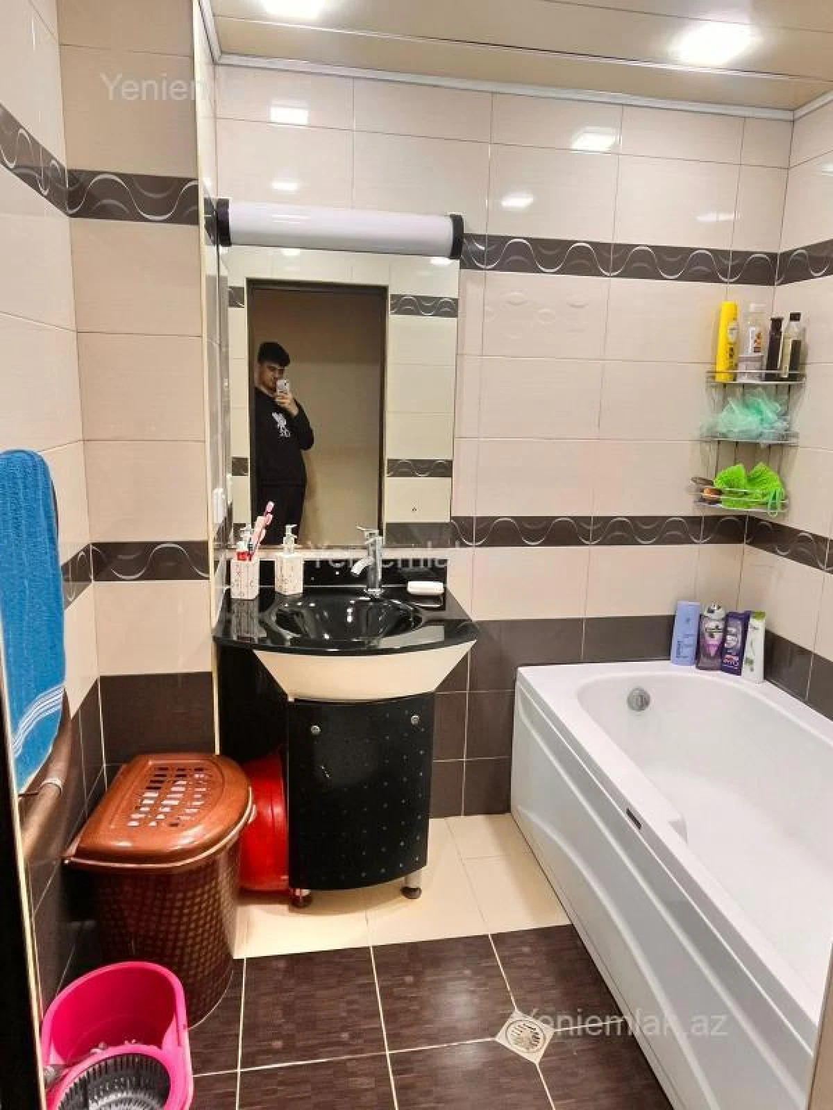 Satılır 4 otaqlı yeni tikili 135 m²
