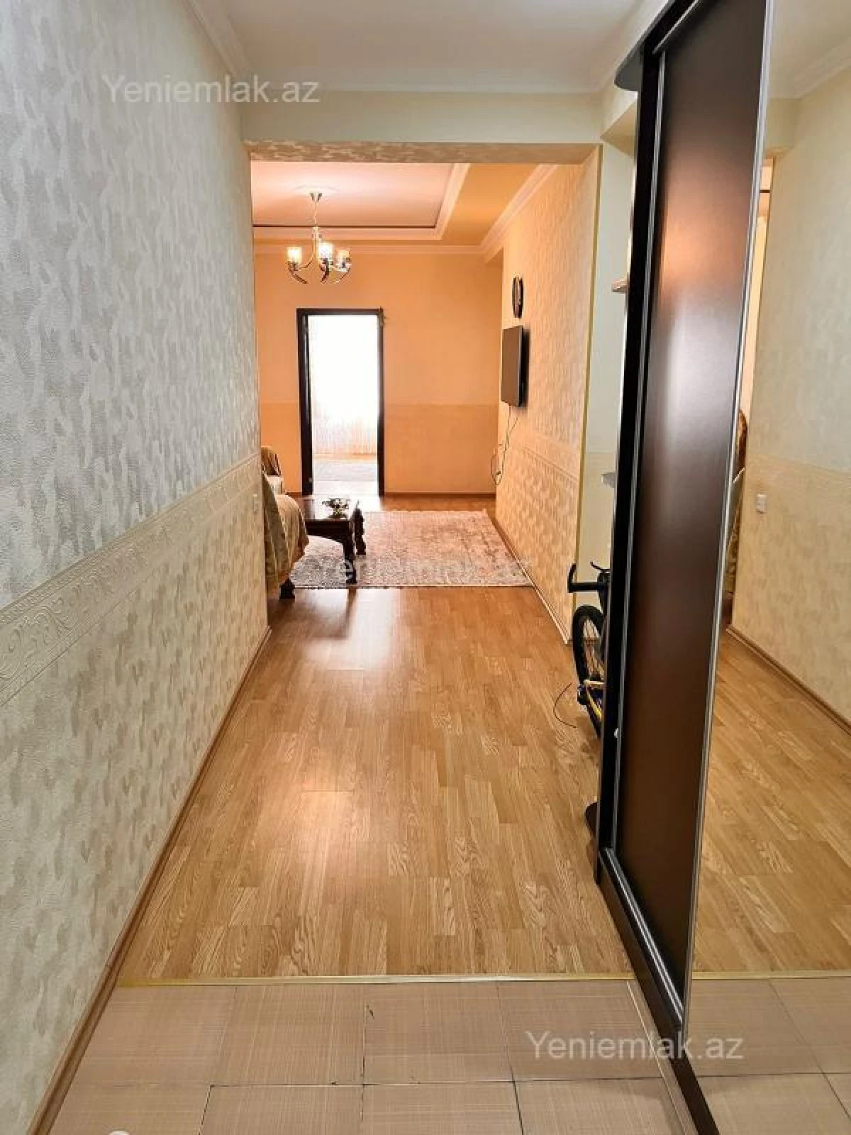 Satılır 4 otaqlı yeni tikili 135 m²
