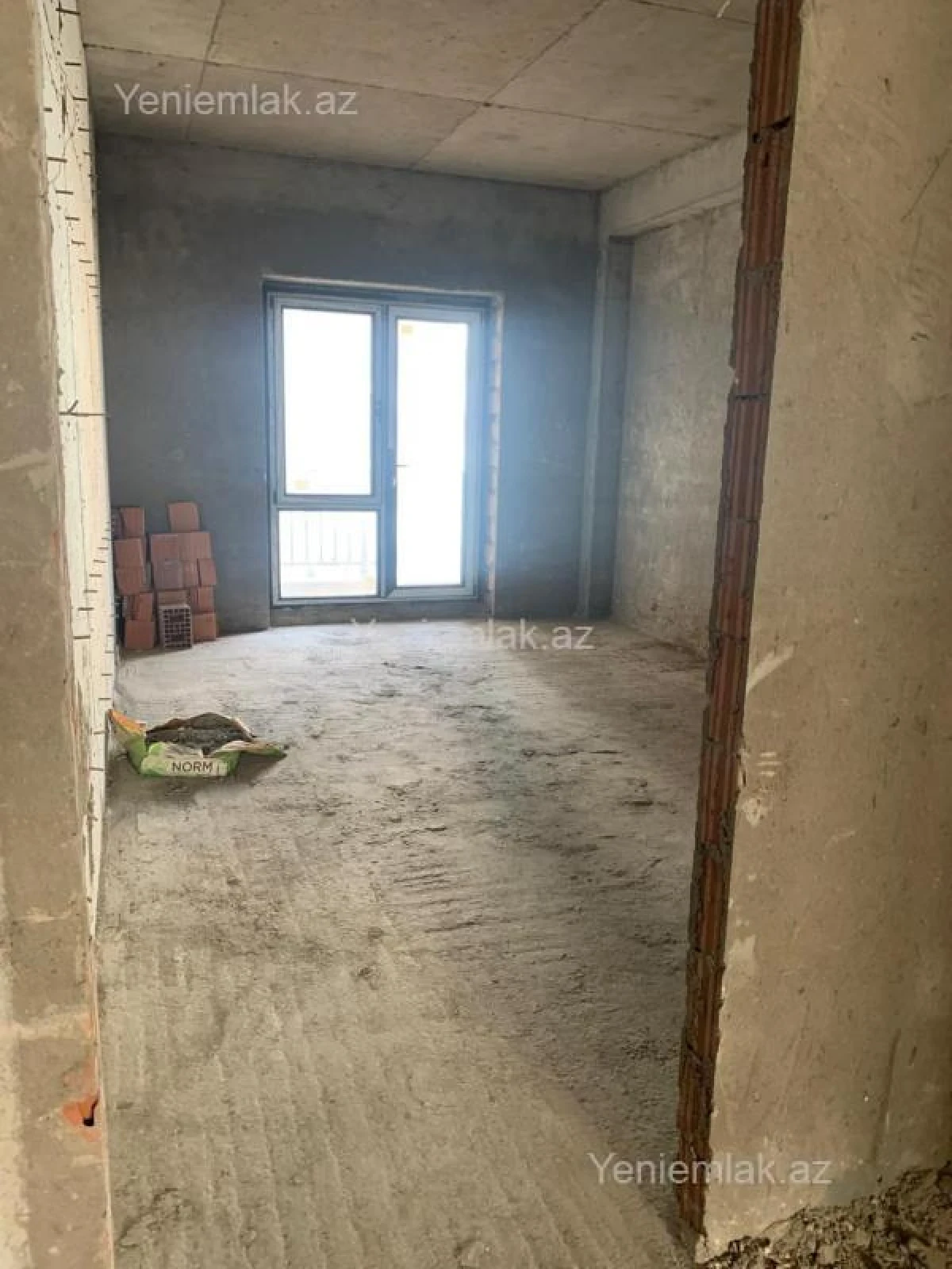 Satılır 3 otaqlı yeni tikili 120 m²