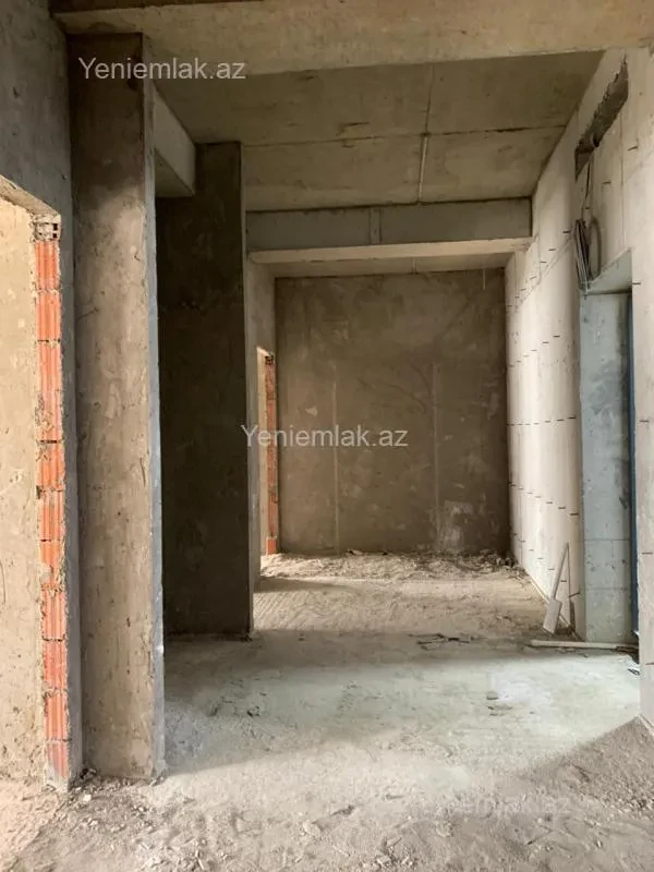 Satılır 3 otaqlı yeni tikili 120 m²