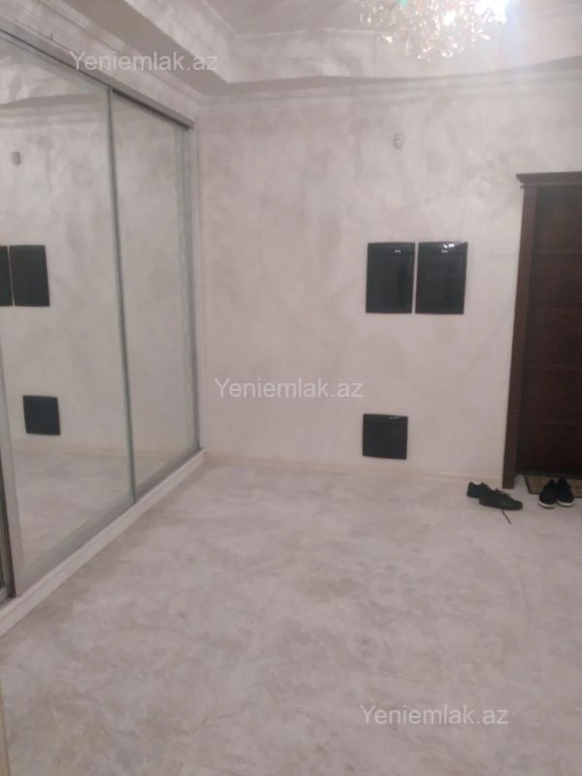 Satılır 3 otaqlı yeni tikili 150 m²