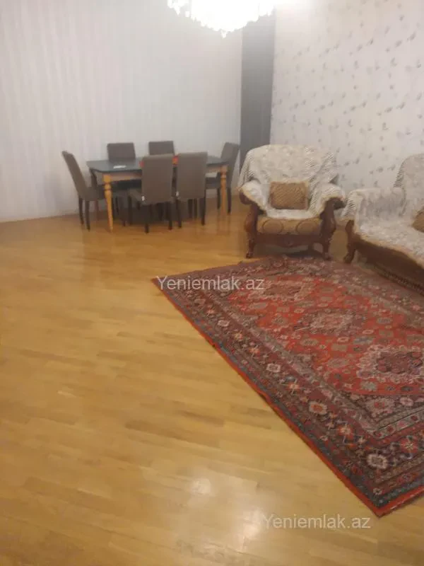 Satılır 3 otaqlı yeni tikili 150 m²