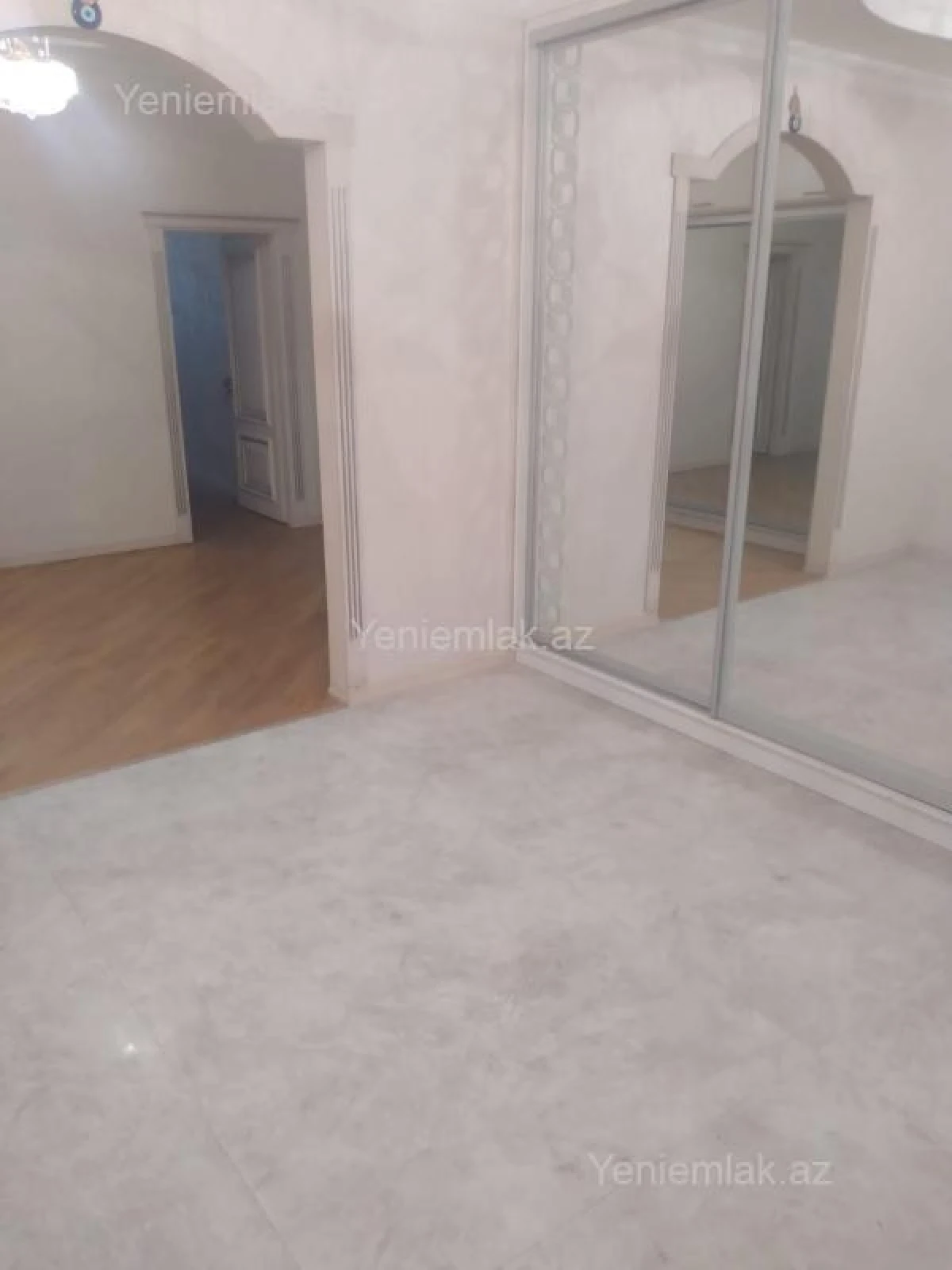 Satılır 3 otaqlı yeni tikili 150 m²
