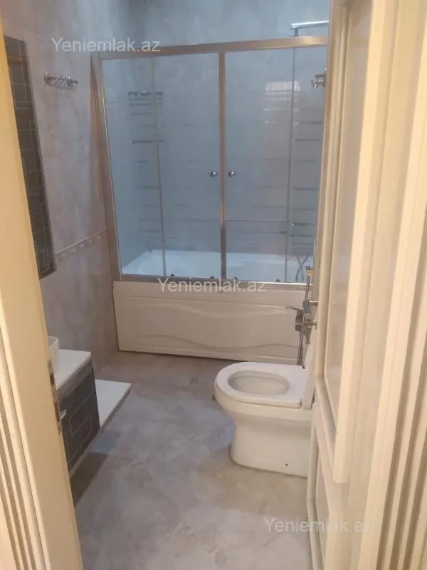 Satılır 3 otaqlı yeni tikili 150 m²