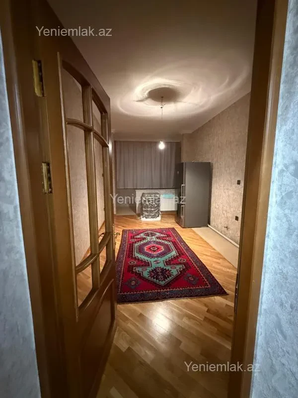 Satılır 4 otaqlı yeni tikili 175 m²