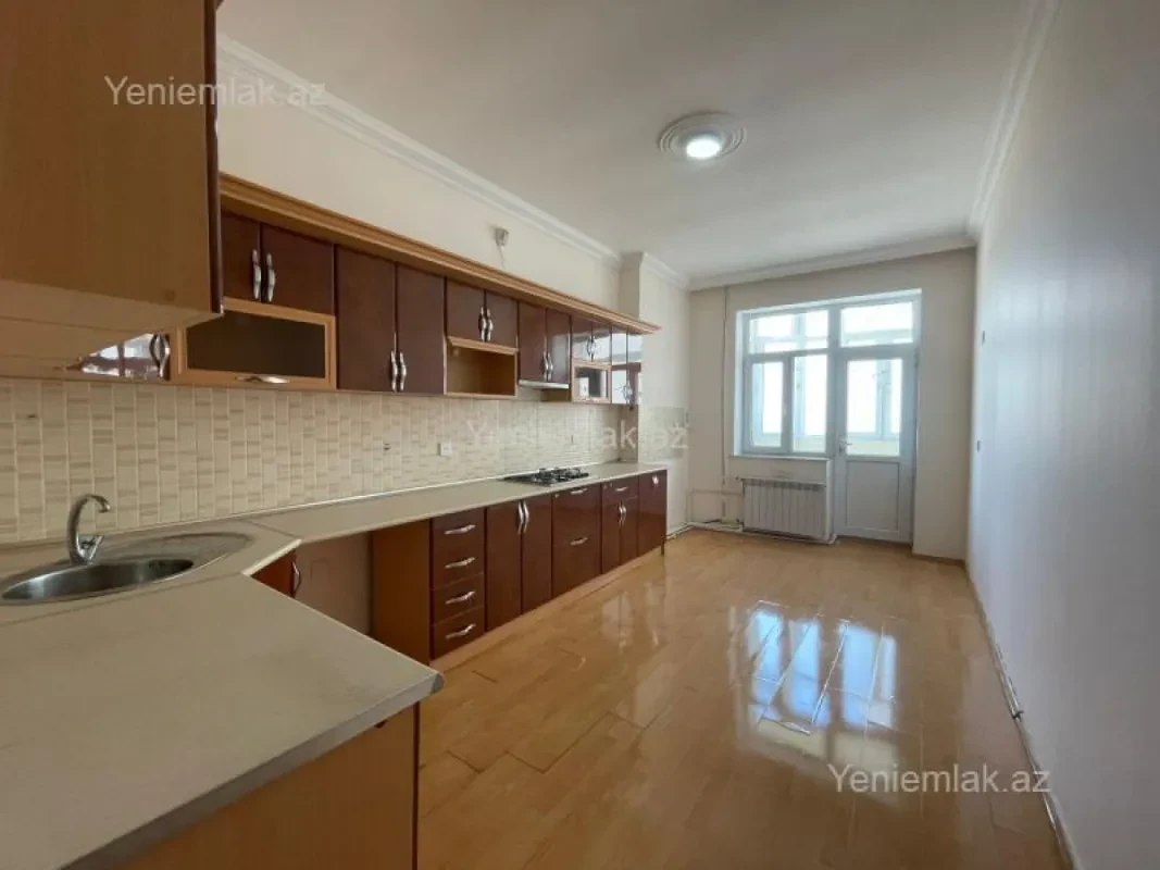 Satılır 3 otaqlı yeni tikili 117 m²