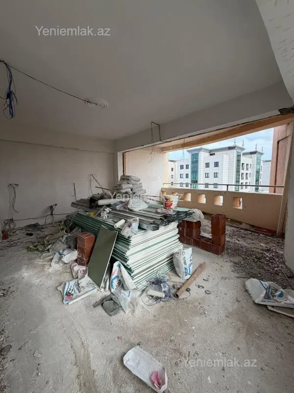 Satılır 3 otaqlı yeni tikili 125 m²