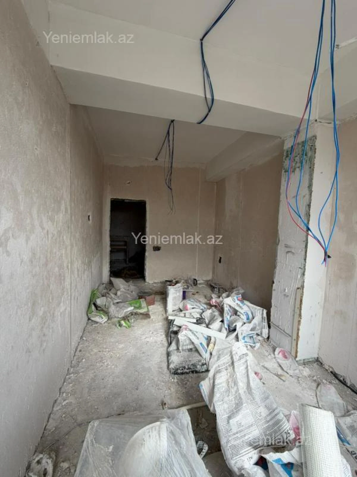 Satılır 3 otaqlı yeni tikili 125 m²