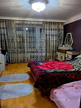 Satılır 2 otaqlı köhnə tikili 56 m²