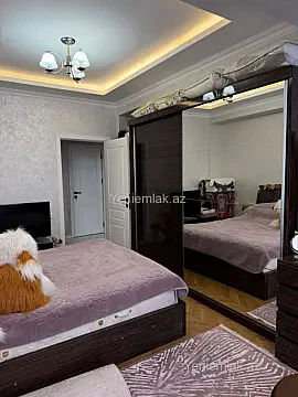 Satılır 2 otaqlı yeni tikili 72 m²