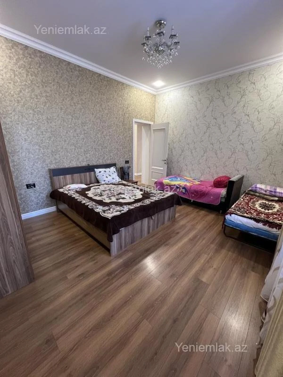 Satılır 7 otaqlı həyət evi 500 m²