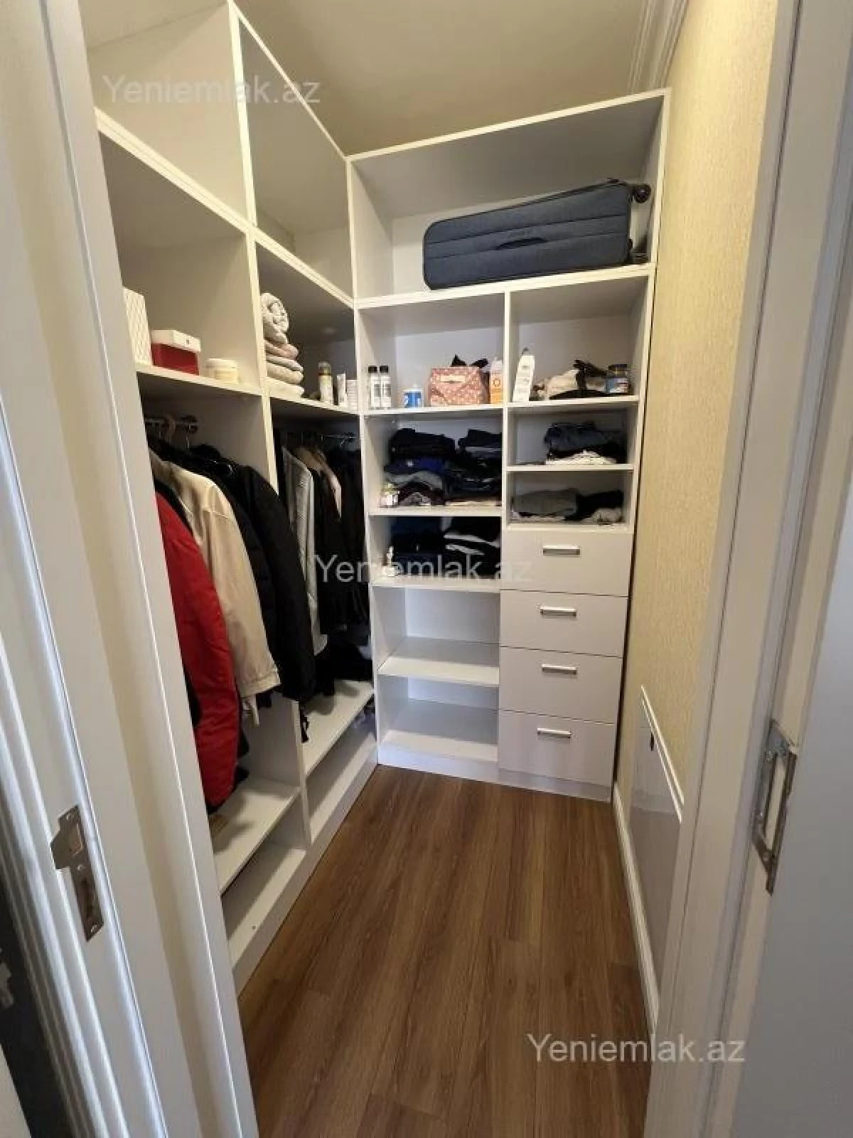 Satılır 7 otaqlı həyət evi 500 m²