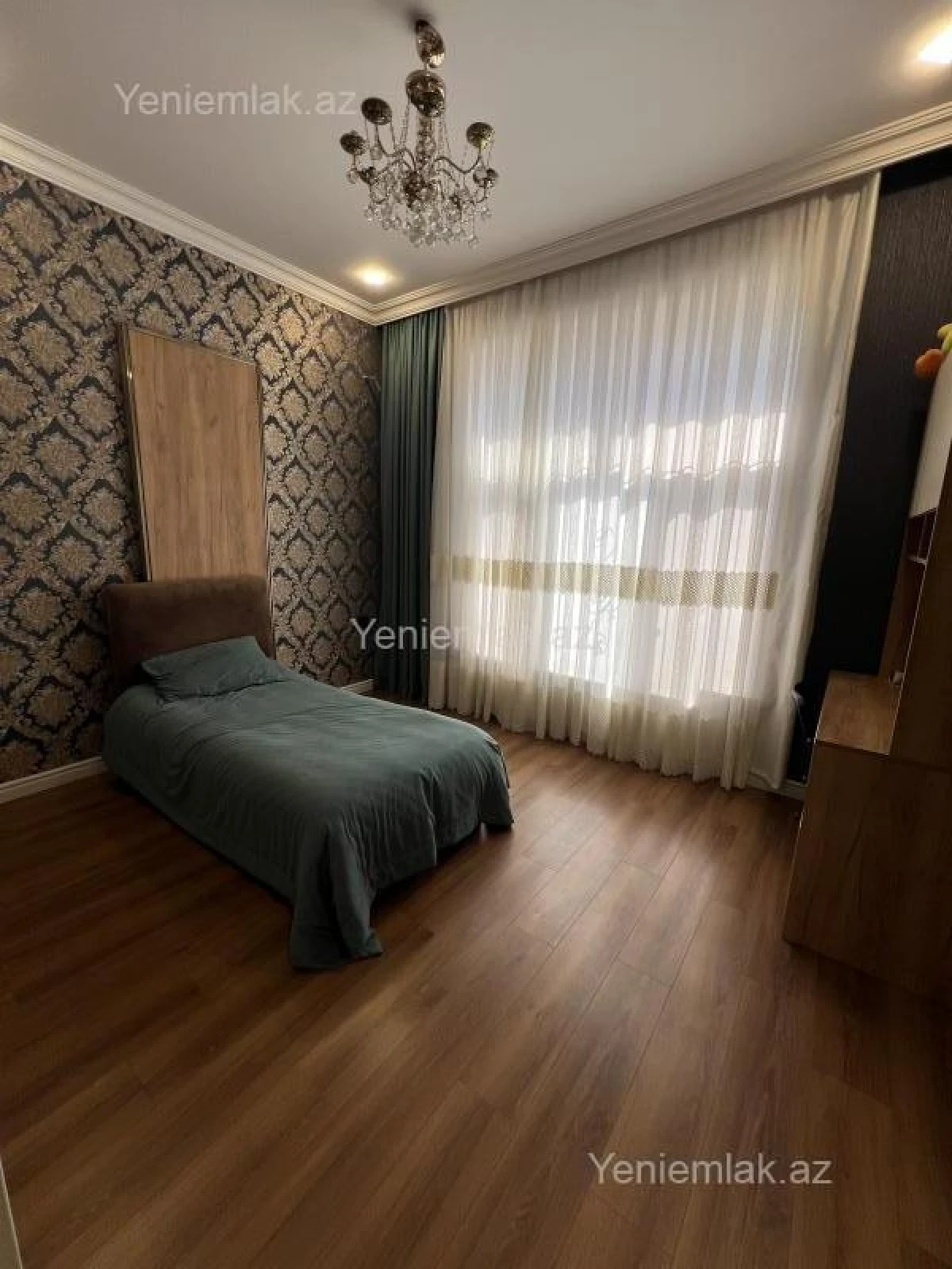 Satılır 7 otaqlı həyət evi 500 m²