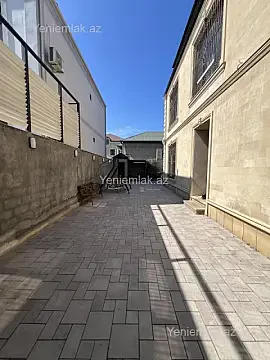 Satılır 7 otaqlı həyət evi 500 m²