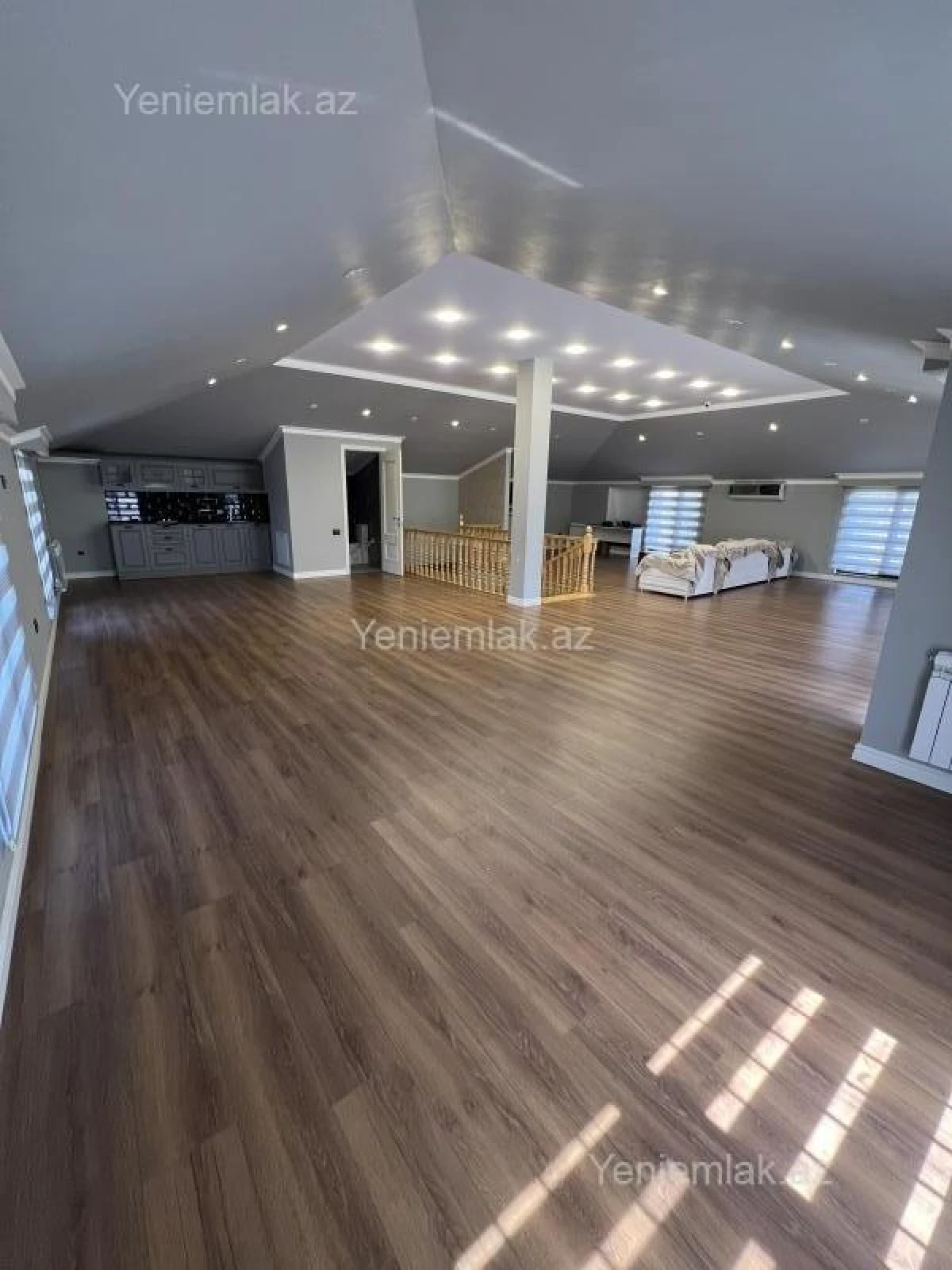 Satılır 7 otaqlı həyət evi 500 m²