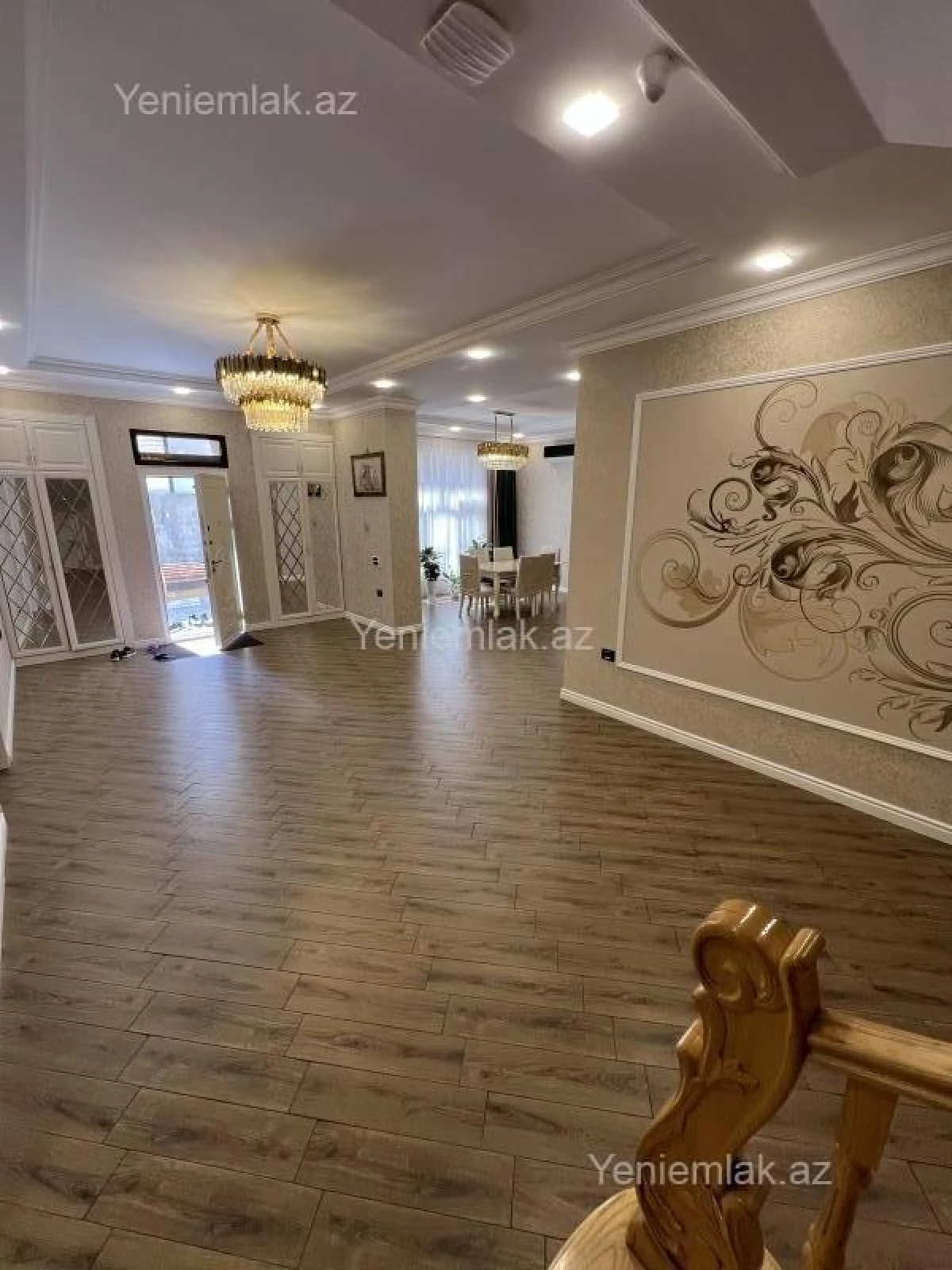Satılır 7 otaqlı həyət evi 500 m²